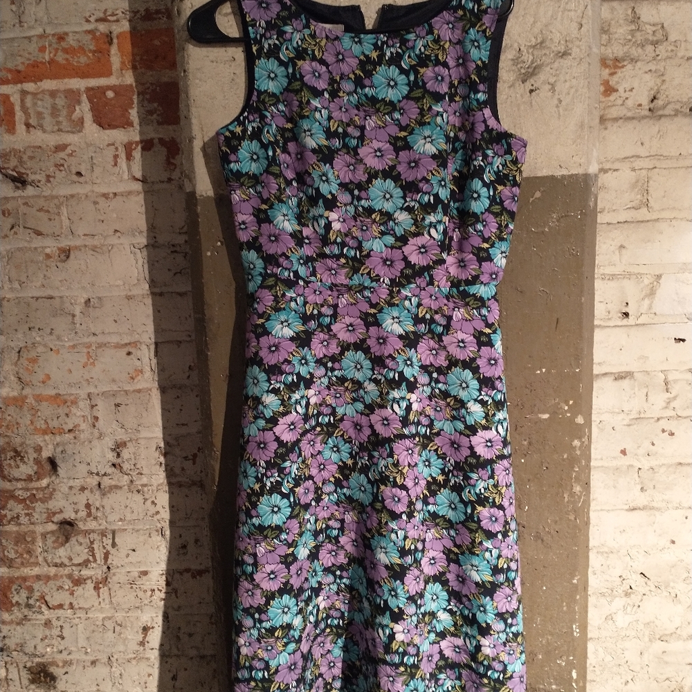 Beautiful floral midi dress, Talbot's, size 4
